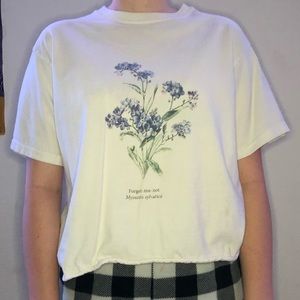 Brandy Melville flower top